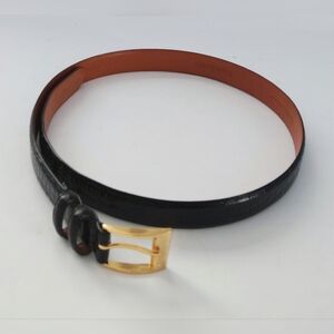 Ralph Lauren Women's Leather Belt with Gold Buckle. Size M. 32 In. Pre-owned.